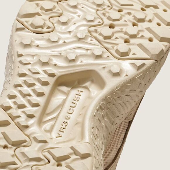 Vans Unisex Cream Tan MTE UltraRange Neo VR3 UltraCush Comfortable Sneakers main image 5